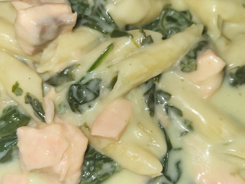 Cliquez pour zoomer ! One pot pasta – épinards et saumon fumé Thermomix par tatasimone