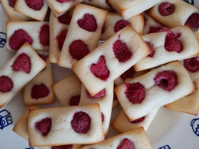 Cliquez pour zoomer ! Visitandines aux framboises Thermomix par tatanne11