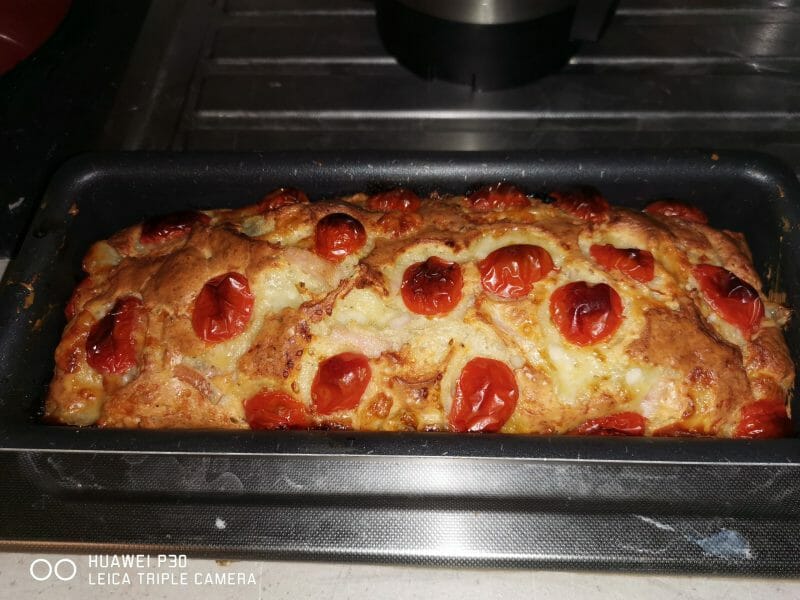Cliquez pour zoomer ! Cake tomates mozzarella et lardons Thermomix par christelle_528