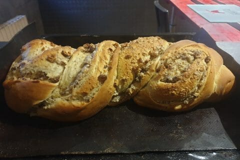 Cliquez pour zoomer ! Brioche tressée aux noisettes Thermomix par chrys57640
