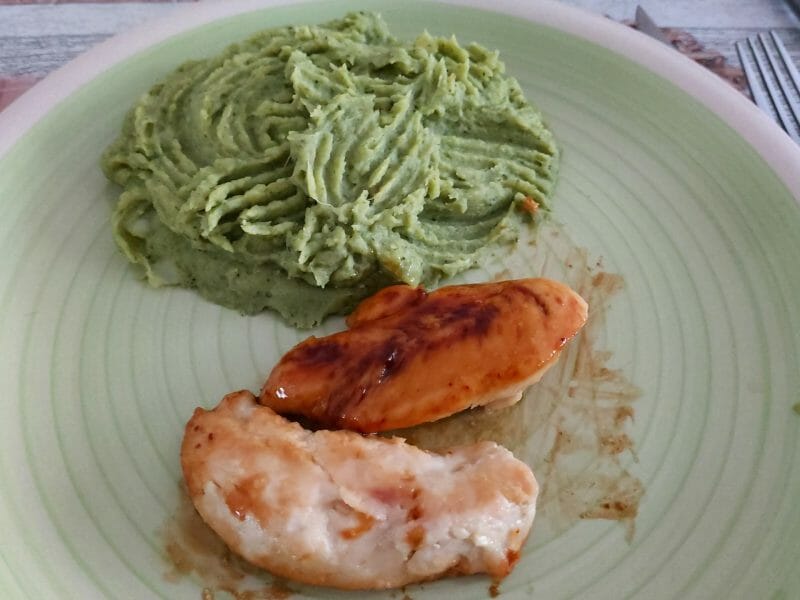 Cliquez pour zoomer ! Purée de brocolis et pommes de terre Thermomix par celinetm31