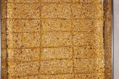 Cliquez pour zoomer ! Barres de céréales à la banane, noix et dattes Thermomix par misslaurette78