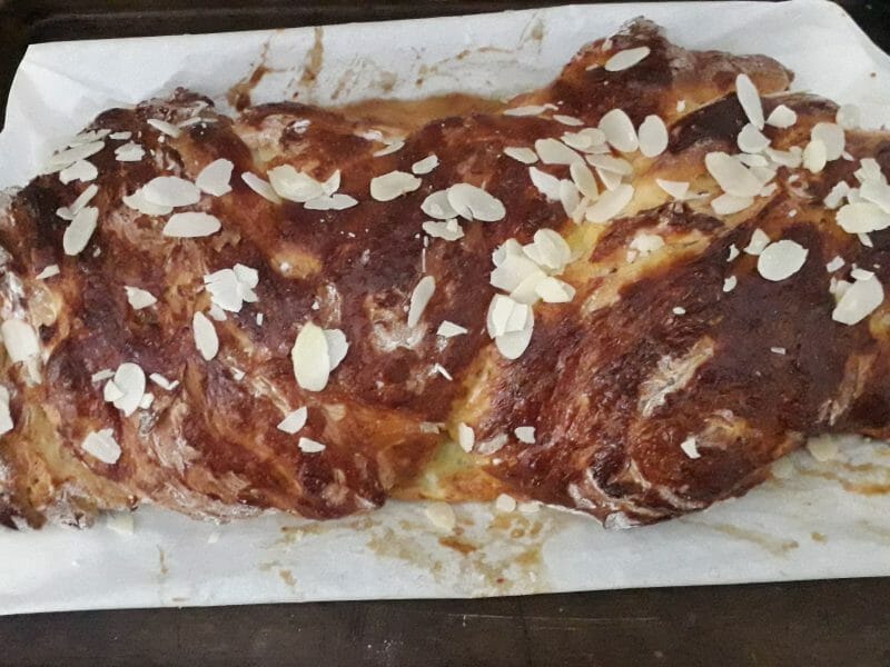 Cliquez pour zoomer ! Brioche tressée à la mie filante Thermomix par marie_1087