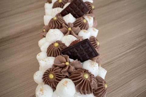 Cliquez pour zoomer ! Bûche vanille praliné Thermomix par stpiq