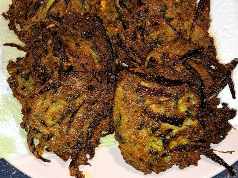 Cliquez pour zoomer ! Beignets d’oignons à l’indienne – Bhajis Thermomix par sarah_647