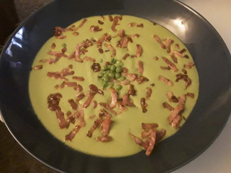 Cliquez pour zoomer ! Crème de petits pois à la mozzarella Thermomix par pipou88