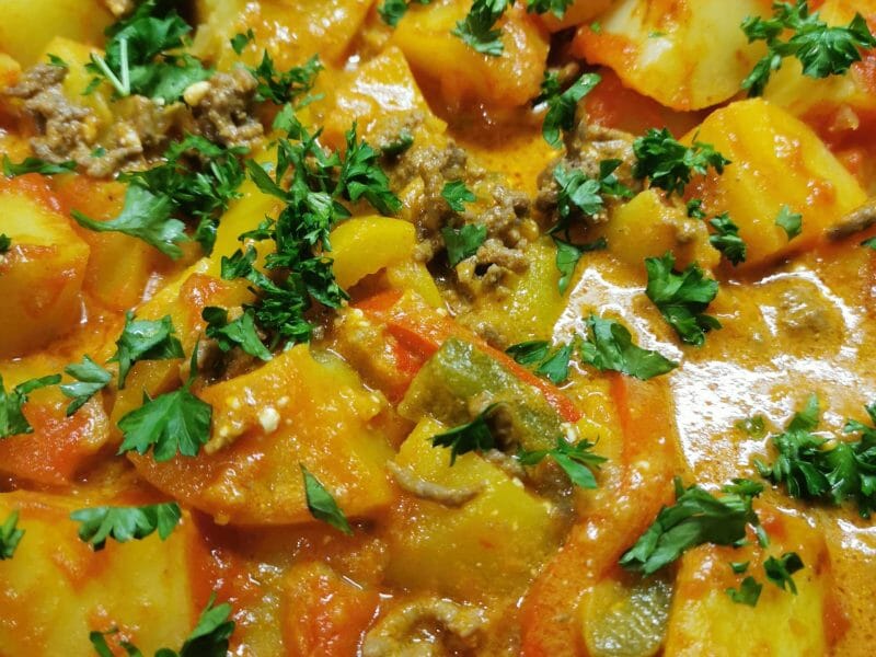 Cliquez pour zoomer ! Boeuf aux poivrons et pommes de terre Thermomix par Chris7329