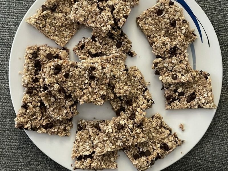 Cliquez pour zoomer ! Barres de céréales à l’avoine, noisettes, banane et chocolat Thermomix par amanda_v94