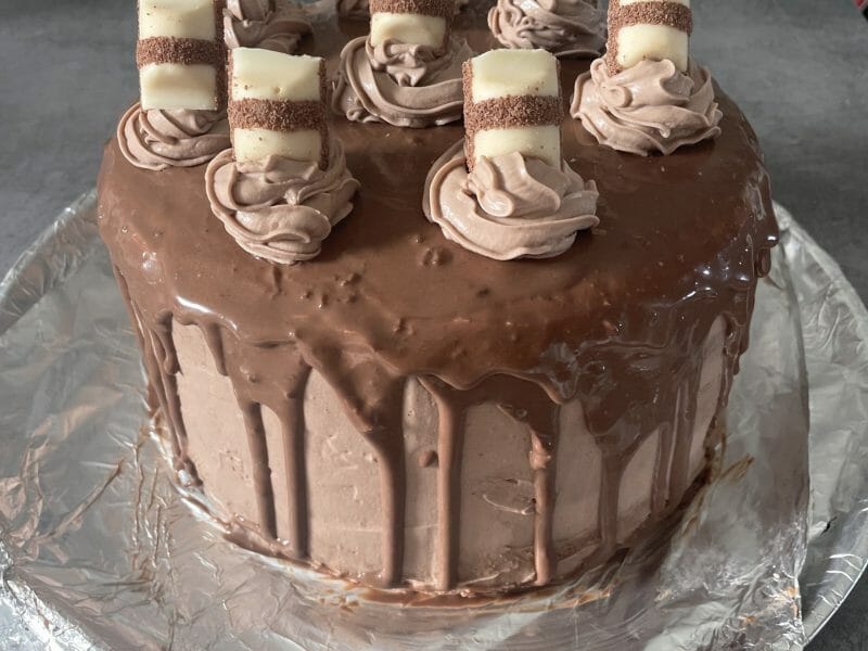 Cliquez pour zoomer ! Layer cake Kinder Bueno Thermomix par amandine6938