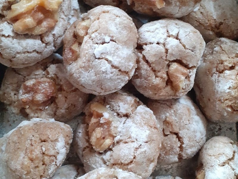 Cliquez pour zoomer ! Ghribas aux noix et amandes Thermomix par brigitte44000
