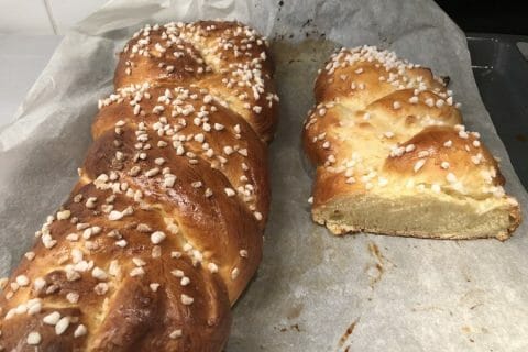 Cliquez pour zoomer ! Brioche tressée à la mie filante au Thermomix