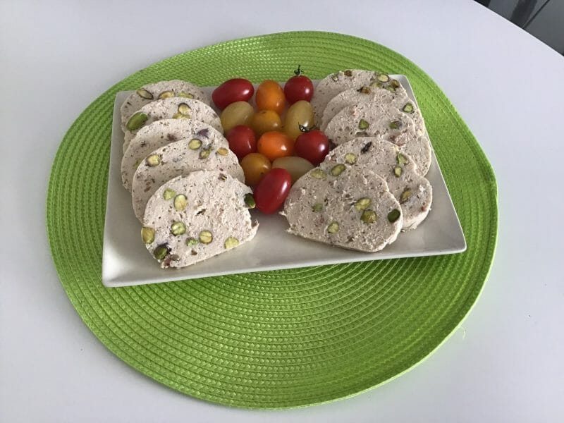 Cliquez pour zoomer ! Galantine de poulet aux pistaches Thermomix par tidou