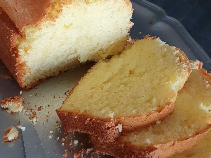 Cliquez pour zoomer ! Cake aux petits suisses Thermomix par Cestef