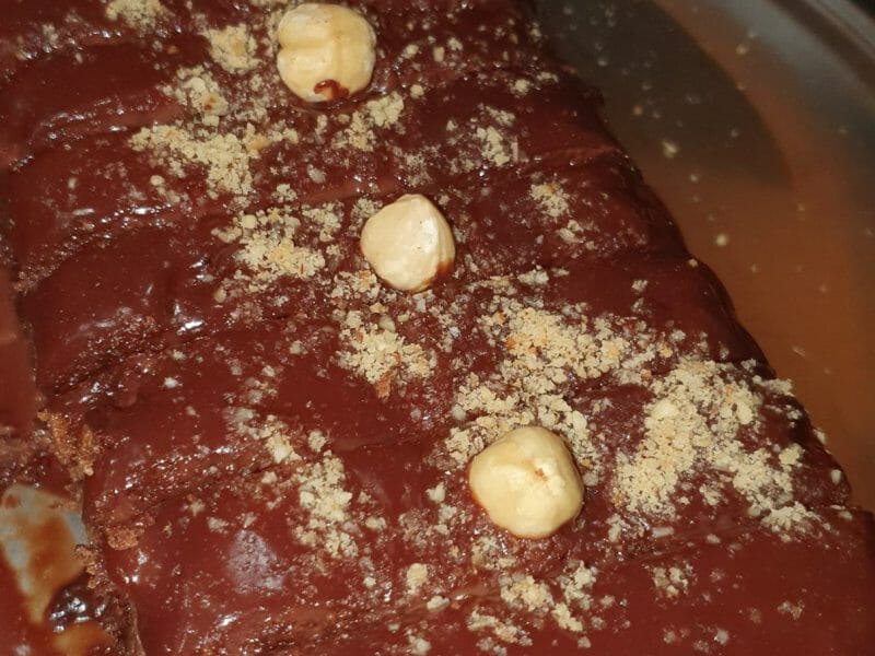 Cliquez pour zoomer ! Cake chocolat noisettes fondant Thermomix par Cestef