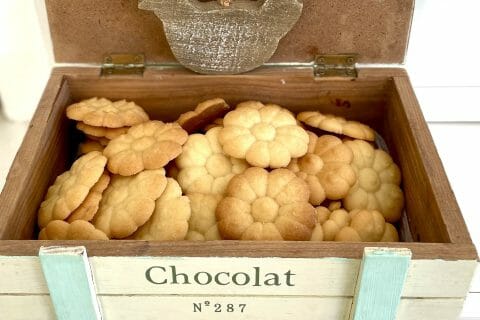Cliquez pour zoomer ! Sablés à la presse à biscuits Thermomix par 🍀nanou050885🍀