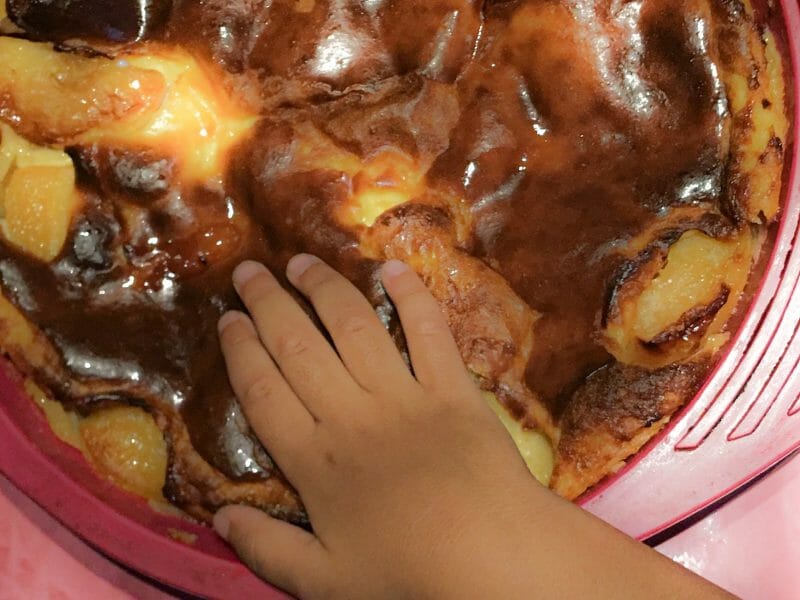 Cliquez pour zoomer ! Flognarde aux pommes (clafoutis aux pommes) Thermomix par Salma Zaz