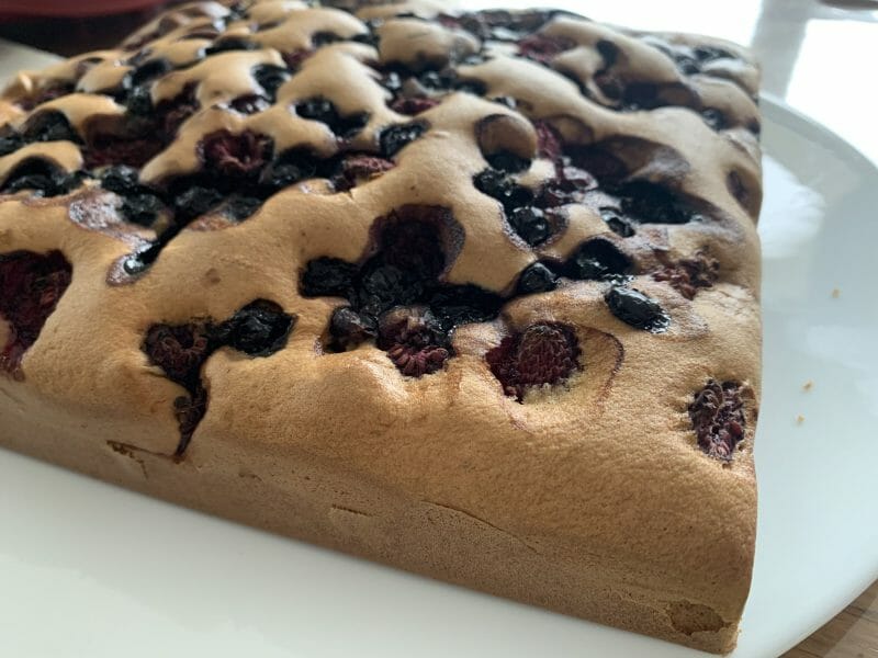 Cliquez pour zoomer ! Bublanina aux fruits rouges Thermomix par AstrideC