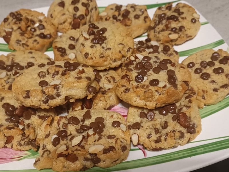 Cliquez pour zoomer ! Cookies au pain rassis et pépites de chocolat Thermomix par La Fée cuisine