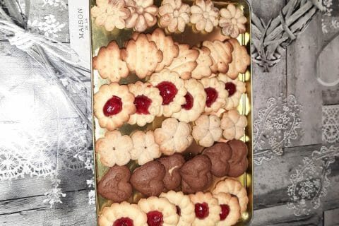 Cliquez pour zoomer ! Sablés à la presse à biscuits Thermomix par Maybe