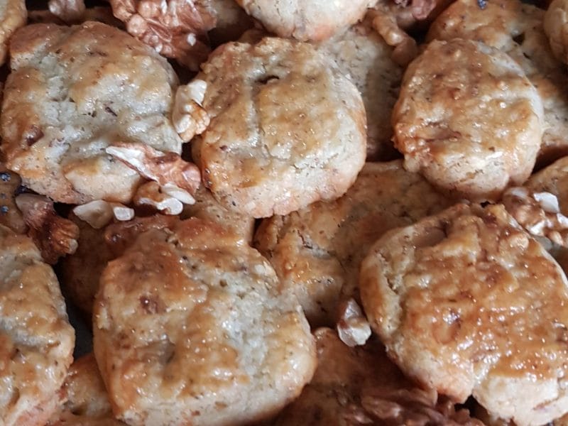 Cliquez pour zoomer ! Cookies noix et roquefort Thermomix par sylvie_608