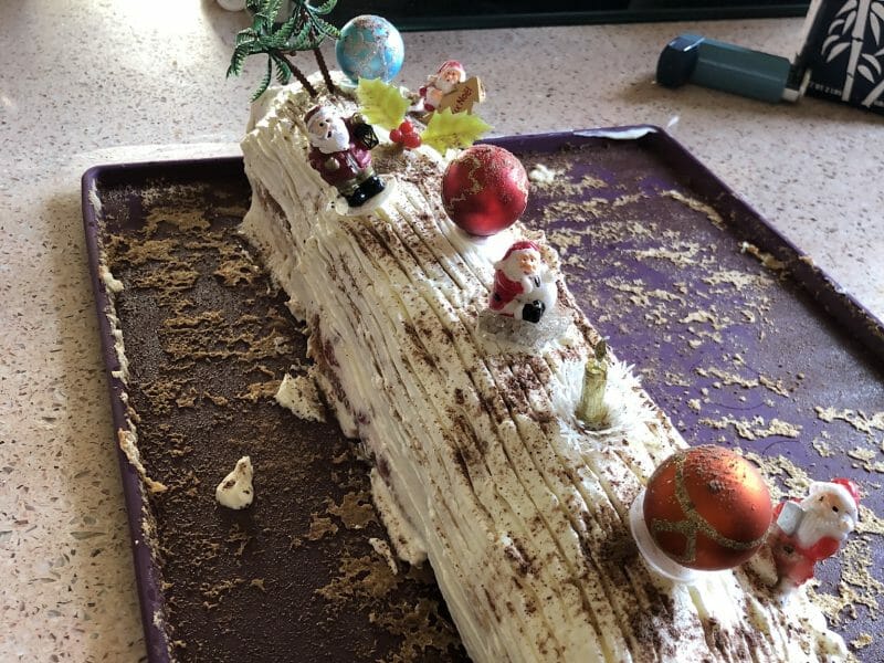 Cliquez pour zoomer ! Fraisier roulé Thermomix par Juju974