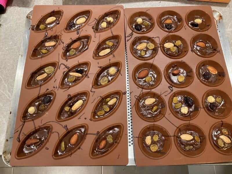 Cliquez pour zoomer ! Mendiants au chocolat Thermomix par Bree de myhomemadecook