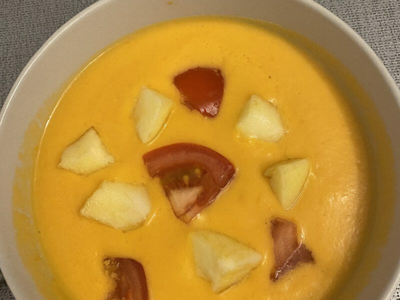 Cliquez pour zoomer ! Gaspacho pomme, tomate et concombre Thermomix par camillelutz