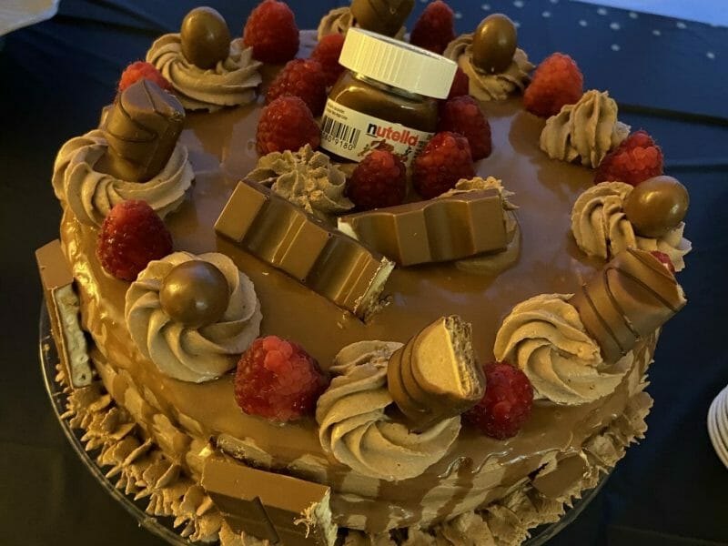 Cliquez pour zoomer ! Layer cake Kinder Bueno Thermomix par Phiso95