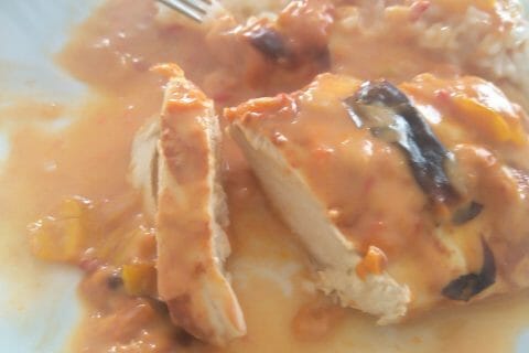 Cliquez pour zoomer ! Poulet à la crème de poivrons Thermomix par Isa1981