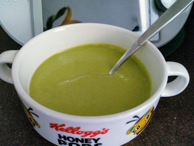 Cliquez pour zoomer ! Crème de petits pois à la mozzarella Thermomix par Isa1981