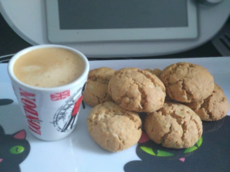 Cliquez pour zoomer ! Biscuits aux flocons d’avoine et amandes Thermomix par Isa1981