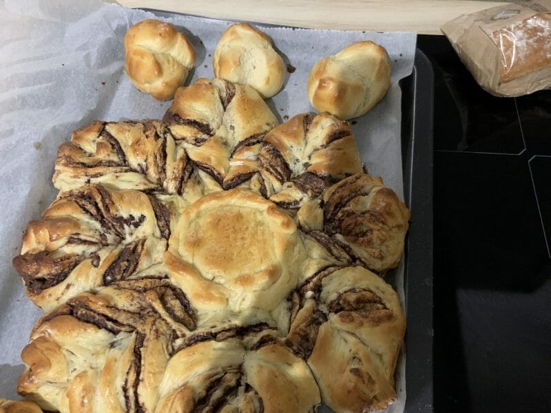 Cliquez pour zoomer ! Brioche étoilée au Nutella Thermomix par angel42520