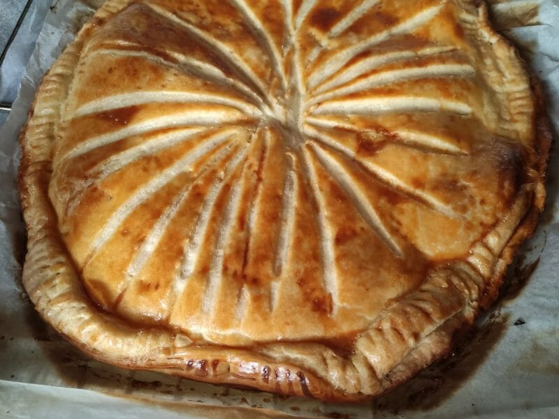 Cliquez pour zoomer ! Galette des rois à la frangipane Thermomix par niiemela