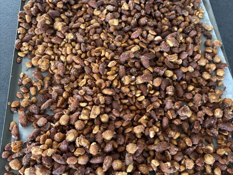 Cliquez pour zoomer ! Amandes grillées à la cannelle et au miel Thermomix par caromatisse