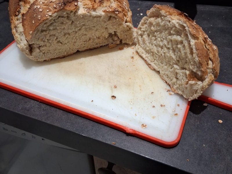 Cliquez pour zoomer ! Pain aux flocons d’avoine en cocotte Thermomix par marie24430