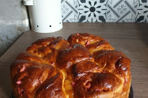 Cliquez pour zoomer ! Brioche aux pralines roses Thermomix par Caroline91530