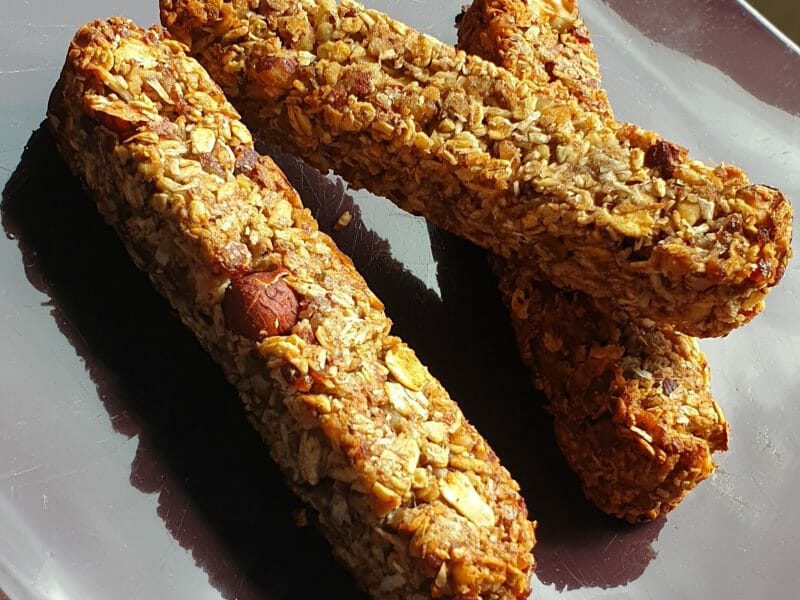 Cliquez pour zoomer ! Barres de céréales à la banane, noix et dattes Thermomix par micka84