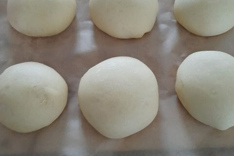 Cliquez pour zoomer ! Pains hamburger Thermomix par Lilie58240