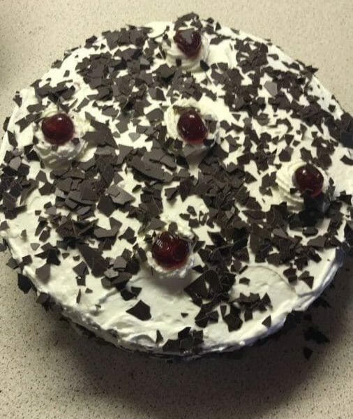 Cliquez pour zoomer ! Bûche forêt noire Thermomix par Manue0801