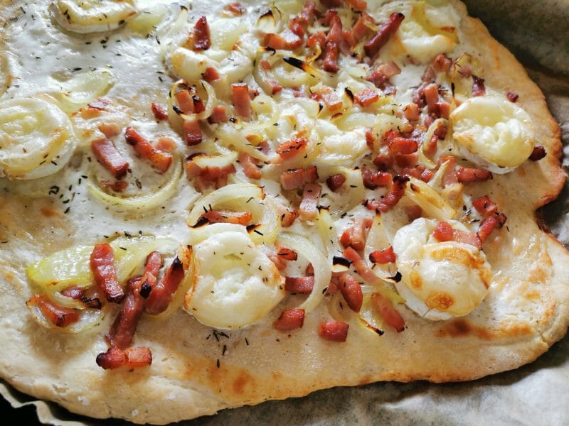 Cliquez pour zoomer ! Fougasse chèvre et lardons Thermomix par kathiya