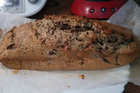 Cliquez pour zoomer ! Cake banane et pépites de chocolat Thermomix par Dinafab