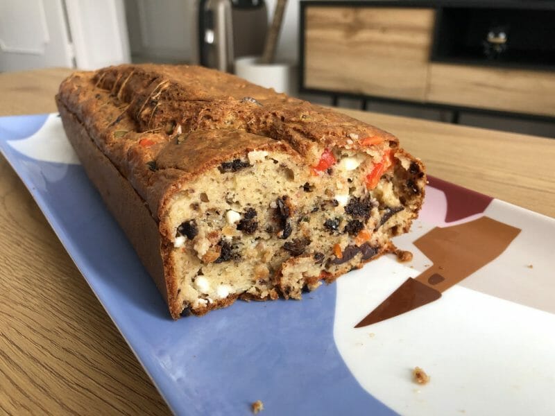 Cliquez pour zoomer ! Cake aux poivrons, fêta et olives Thermomix par drsayegh