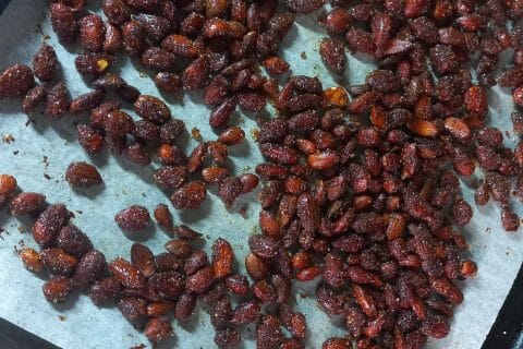 Cliquez pour zoomer ! Amandes grillées à la cannelle et au miel Thermomix par Amal sary