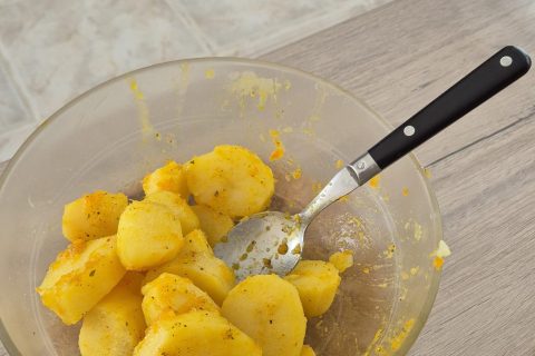 Cliquez pour zoomer ! Ragoût de légumes, pommes de terre et saucisses Thermomix par wisajoso