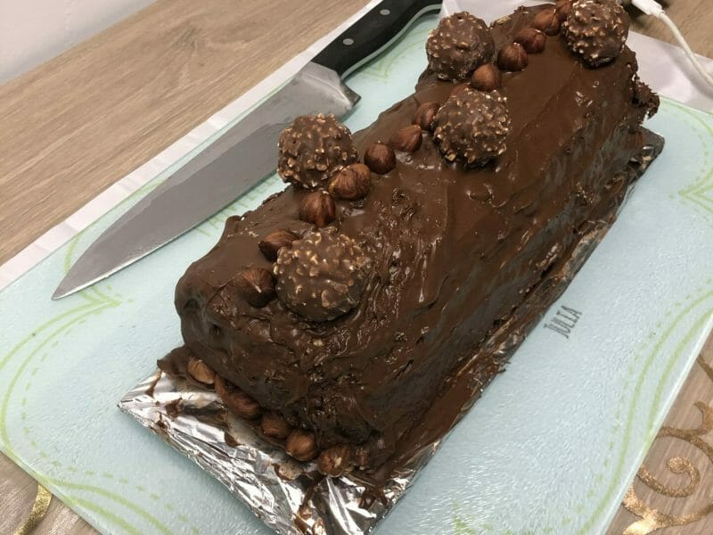 Cliquez pour zoomer ! Bûche Ferrero Rocher Thermomix par Alexandra83700
