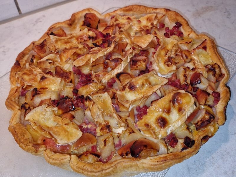 Cliquez pour zoomer ! Tarte au camembert, pommes et lardons Thermomix par Cindy