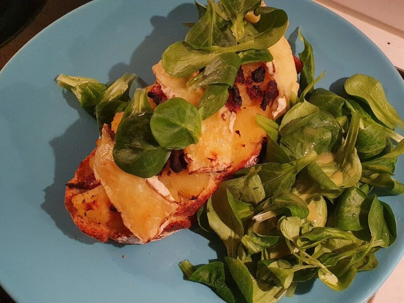 Cliquez pour zoomer ! Tartines normandes pommes et camembert Thermomix par Cindy