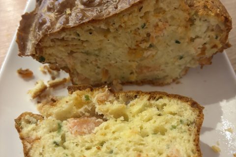 Cliquez pour zoomer ! Cake au saumon Thermomix par lililaet