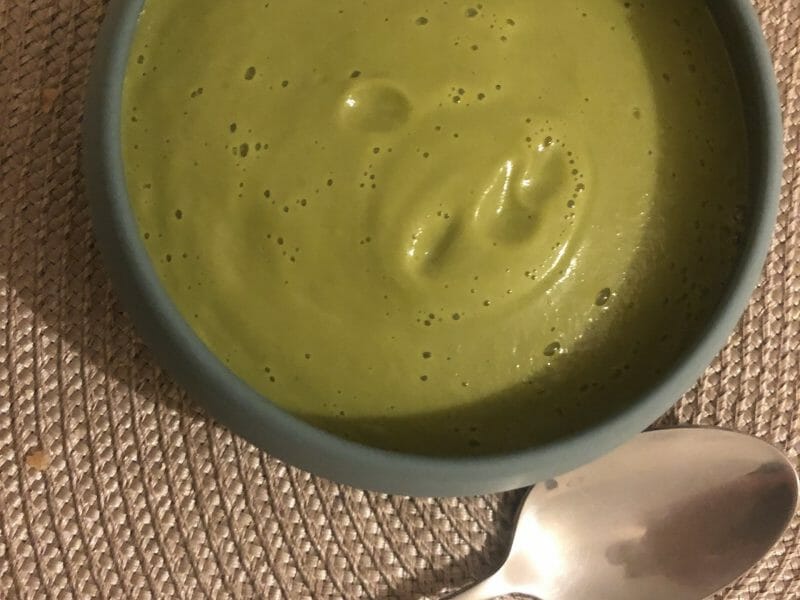 Cliquez pour zoomer ! Velouté de petits pois Thermomix par kim4153