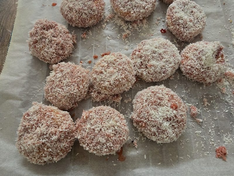 Cliquez pour zoomer ! Boules coco et confiture Thermomix par meltheo